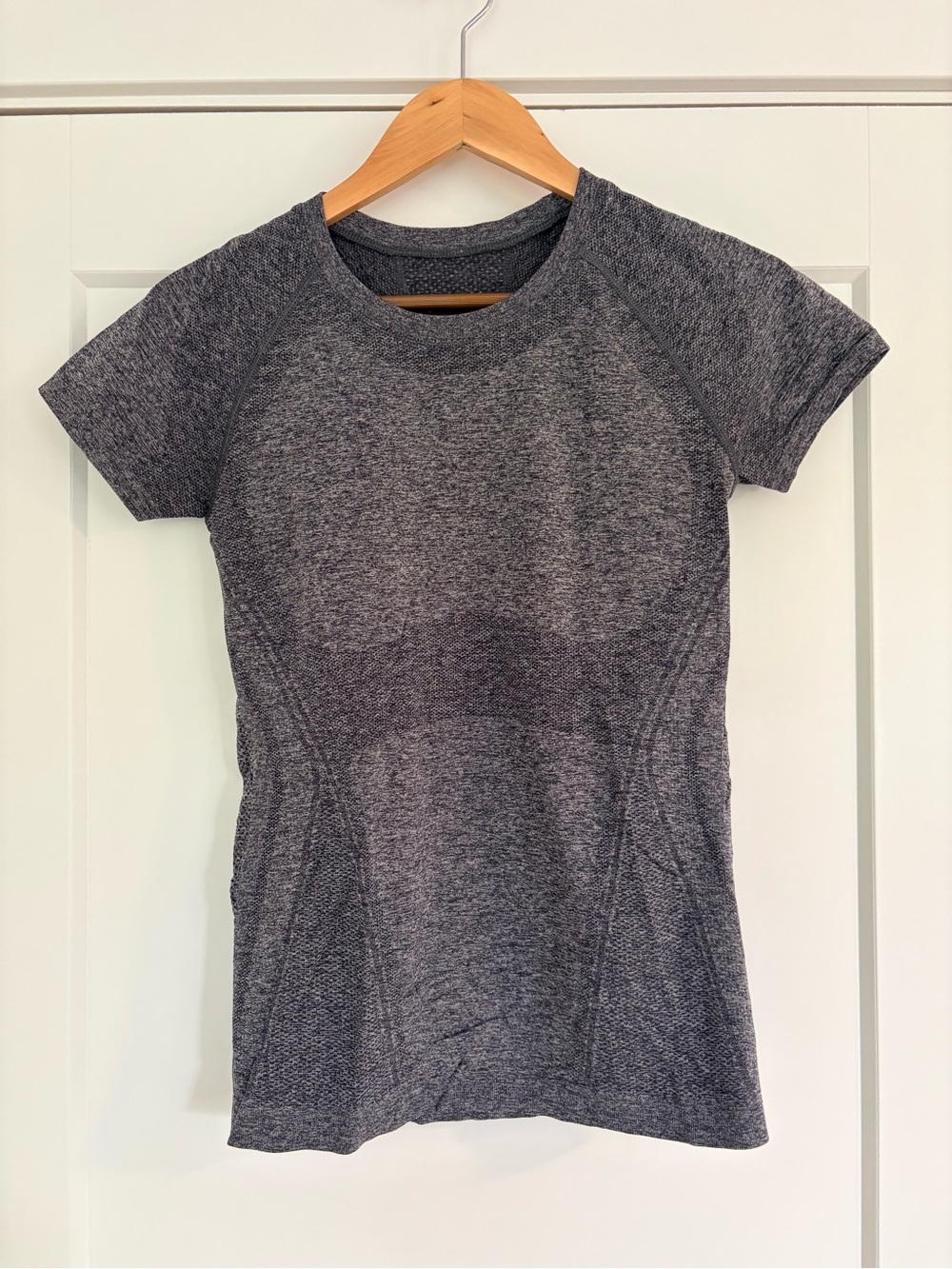 Athleta Heathered Gray Short Sleeve Performance Tee